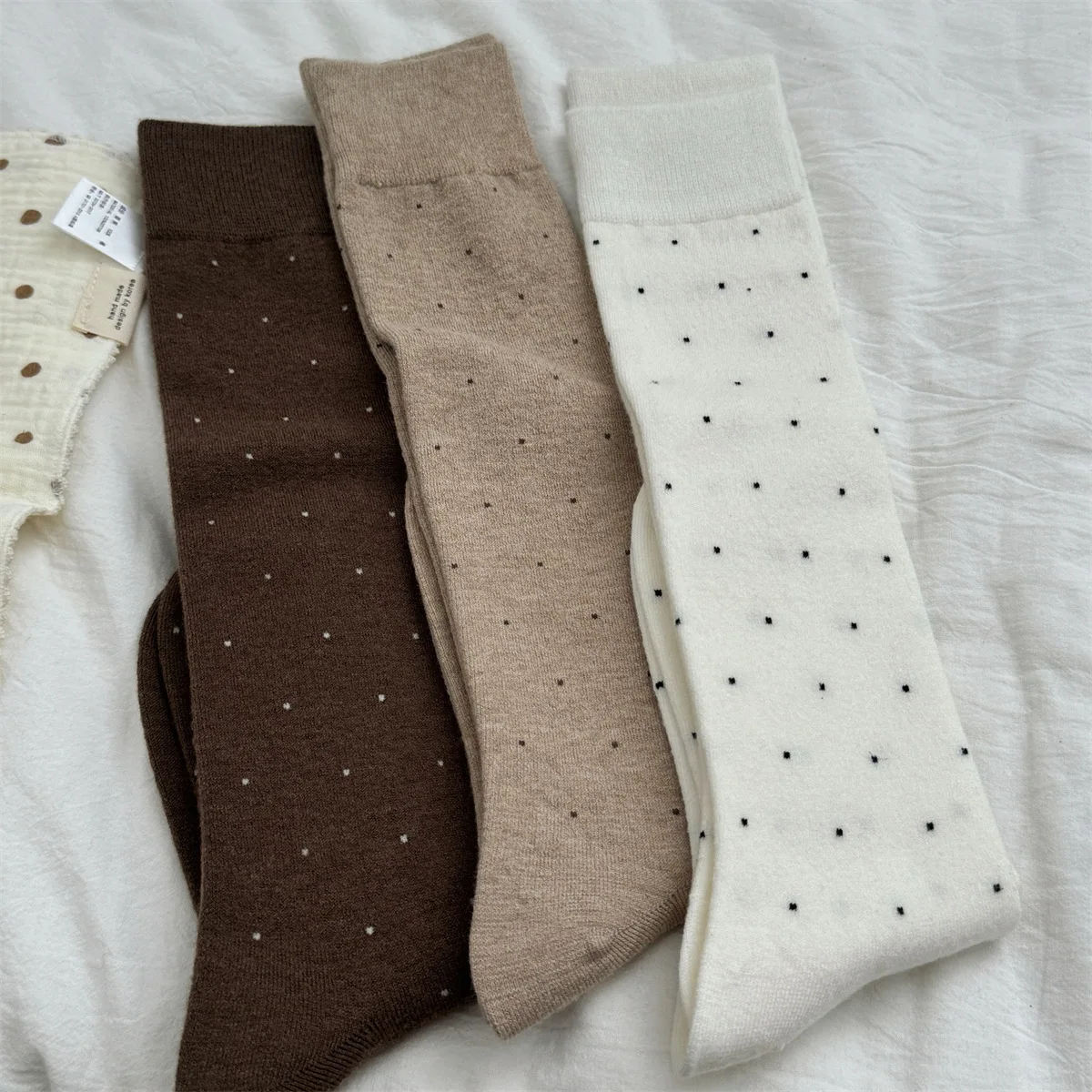 SP&CITY Winter Sweet Polka Dot - Silk Sock Bamboo บทวิจารณ์และราคา